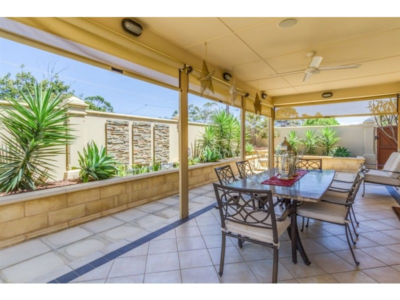 2 Golflands Terrace, Glenelg North SA 5045