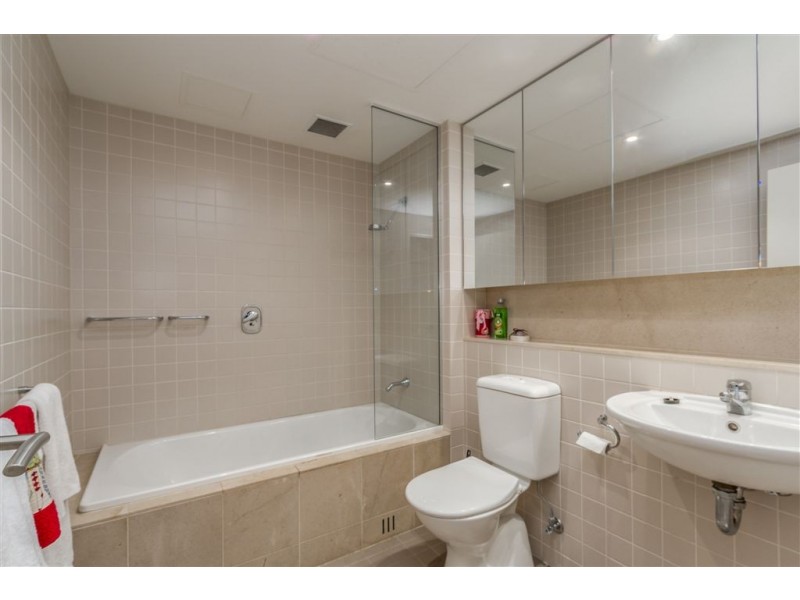 504/16 Holdfast Promenade, Glenelg SA 5045