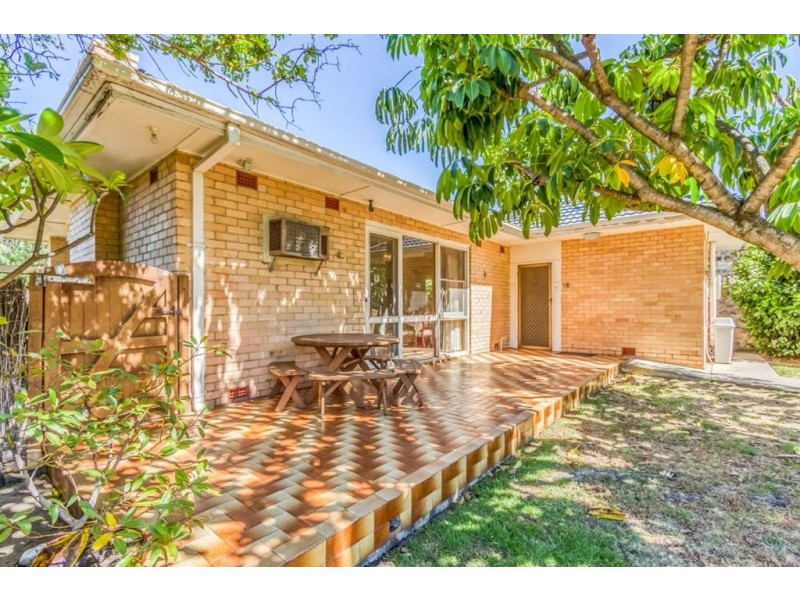 2 Cross Street, Hove SA 5048