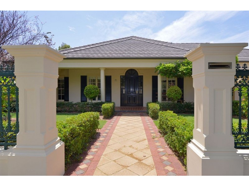 16 Gladstone Road, North Brighton SA 5048