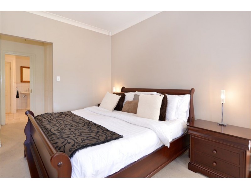 16 Gladstone Road, North Brighton SA 5048