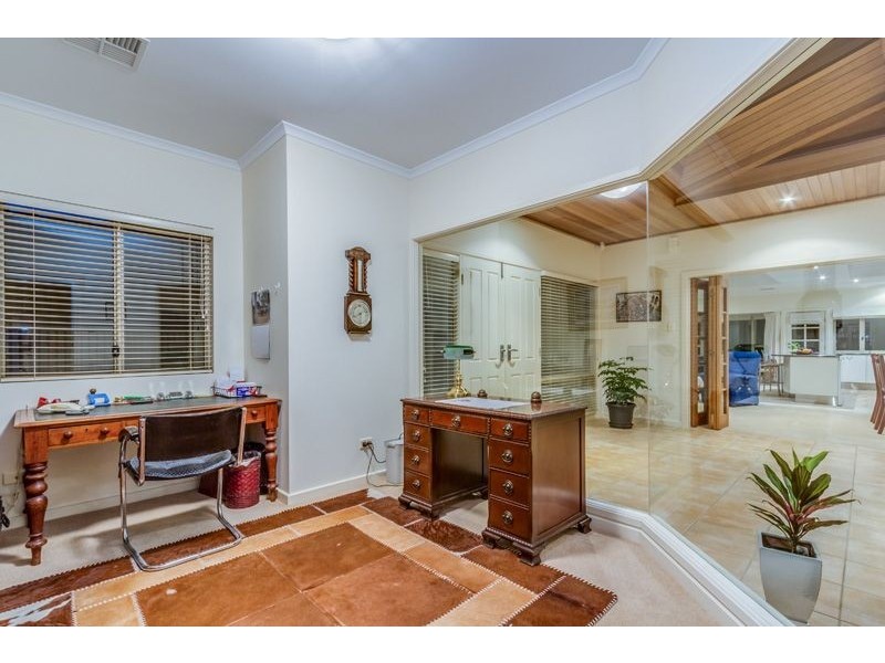 61 Wattle Avenue, Hove SA 5048