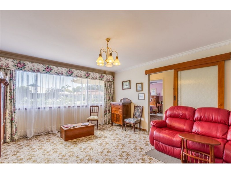 32 Melanto Terrace, Marion SA 5043