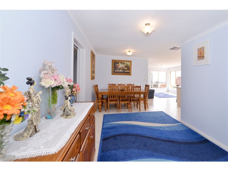 15 Seaview Avenue, Hallett Cove SA 5158