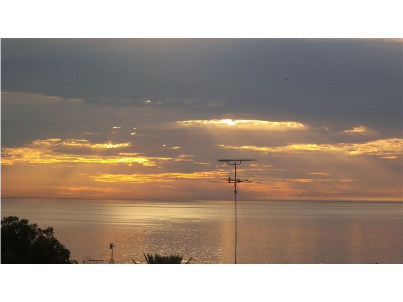 15 Seaview Avenue, Hallett Cove SA 5158