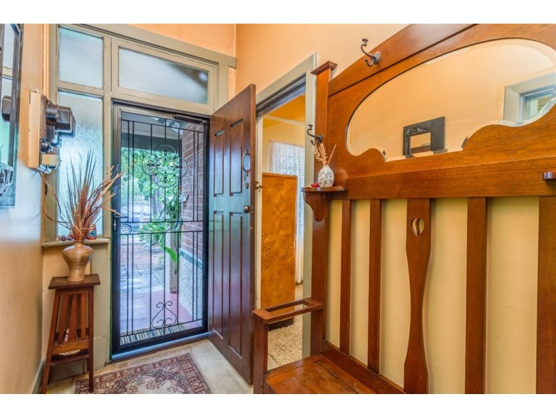 28 Jervois Street, Glenelg North SA 5045