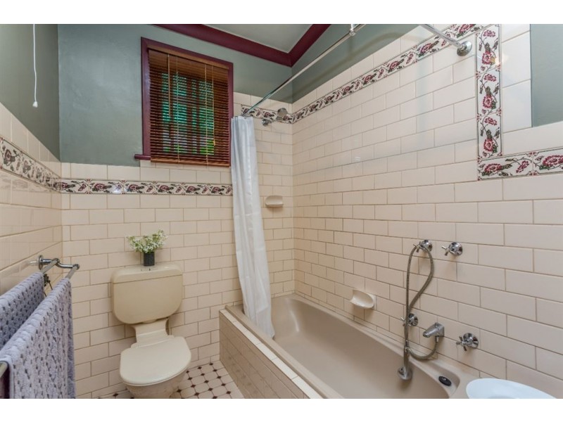 28 Jervois Street, Glenelg North SA 5045