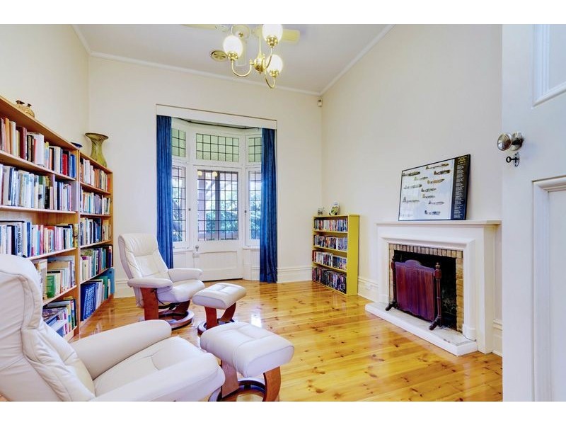 23 Pier Street, Glenelg SA 5045