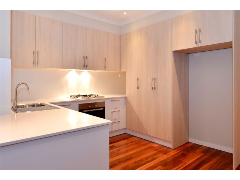 1 Zante Grove, Park Holme SA 5043