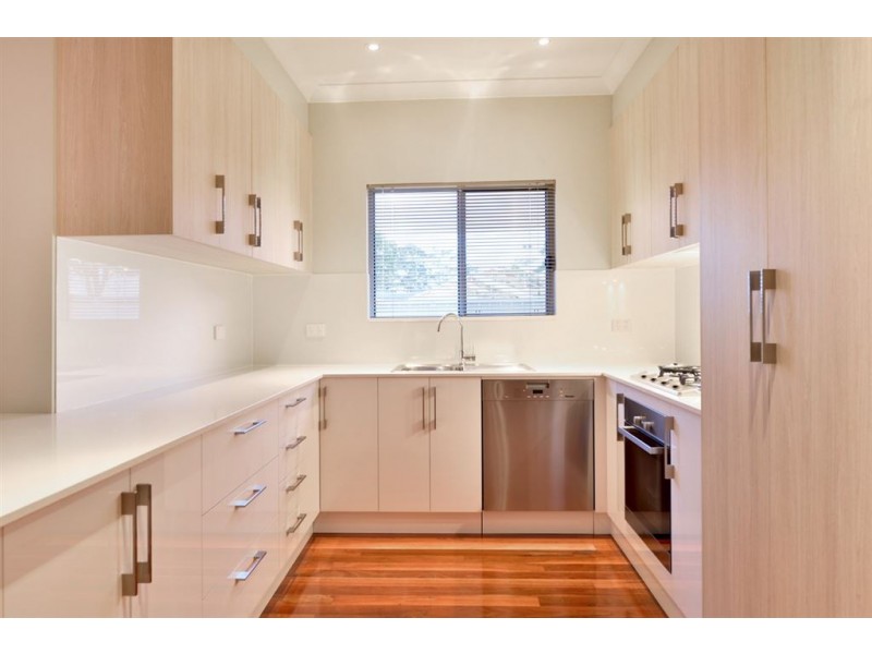 1 Zante Grove, Park Holme SA 5043