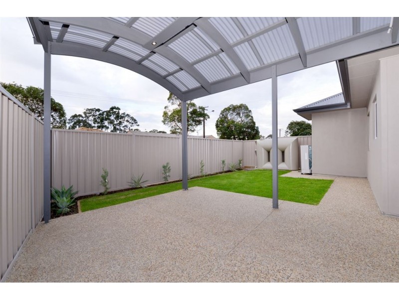 1 Zante Grove, Park Holme SA 5043