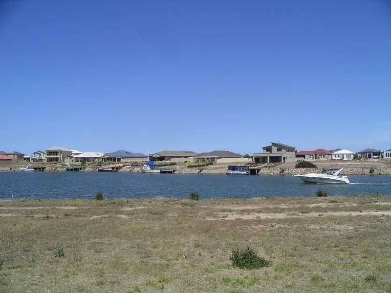 83 Britannia Parade, Hindmarsh Island SA 5214