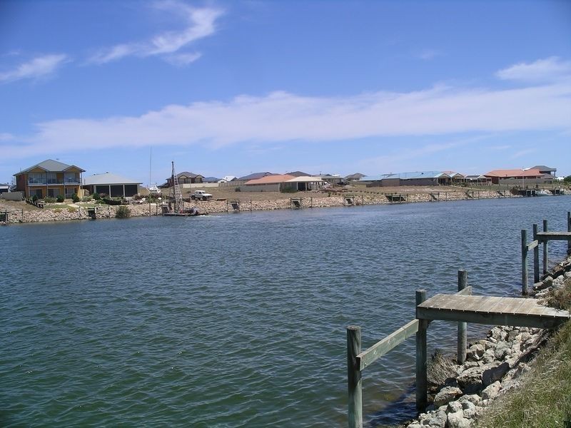 83 Britannia Parade, Hindmarsh Island SA 5214