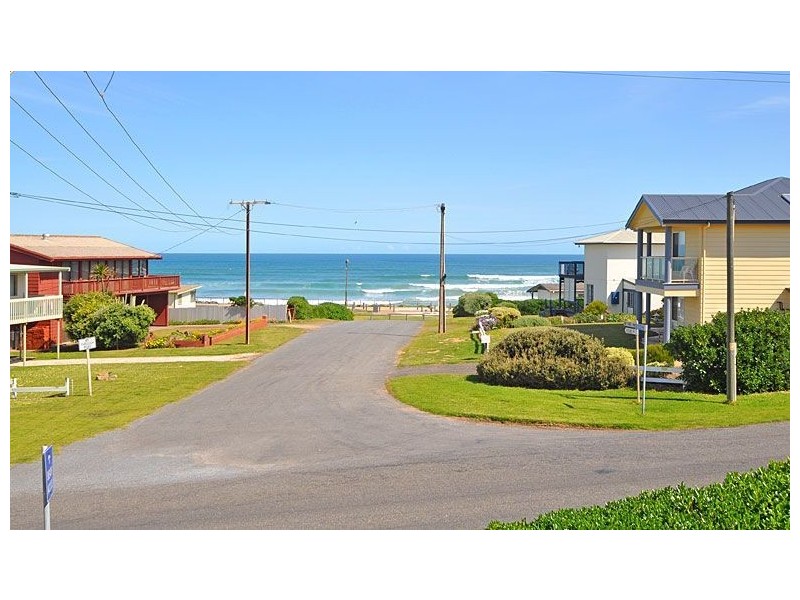 14 Dover Road, Middleton SA 5213