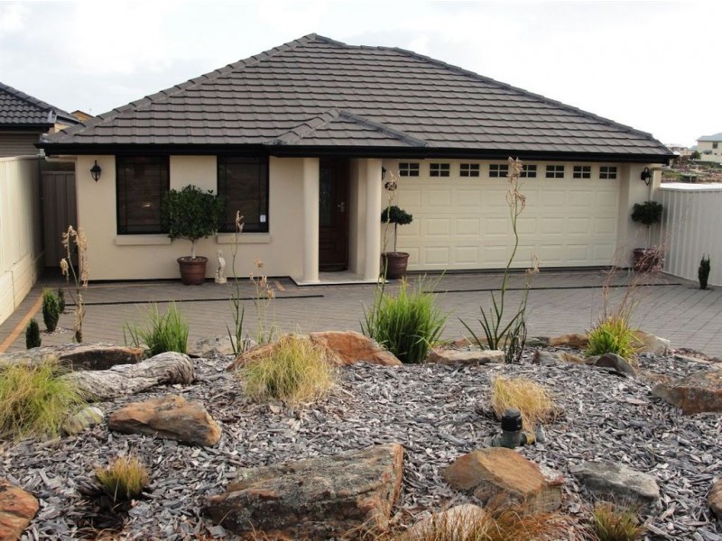 41 Britannia Parade, Hindmarsh Island SA 5214