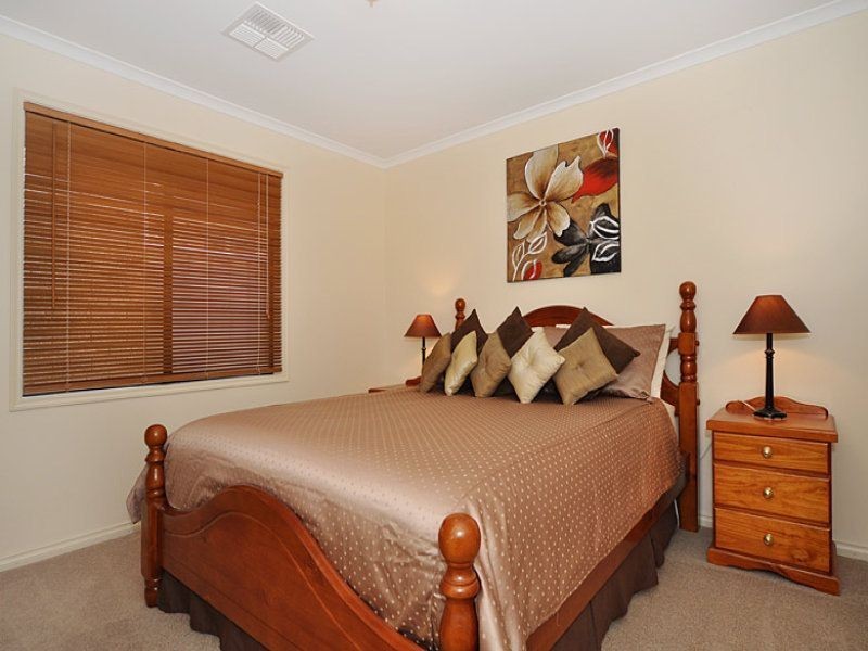 41 Britannia Parade, Hindmarsh Island SA 5214
