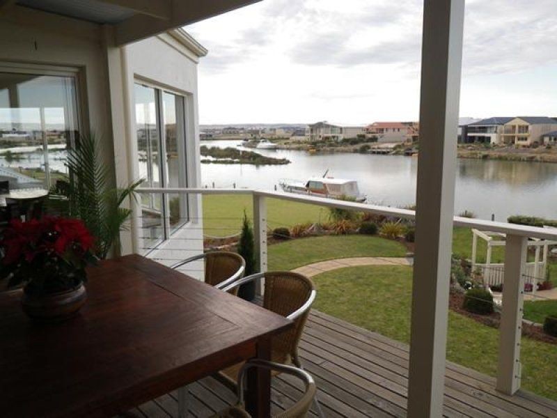 46 Prince Alfred Parade, Hindmarsh Island SA 5214