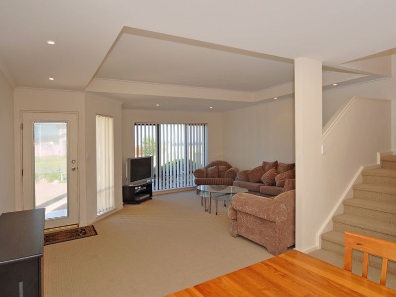 23 Excelsior Parade, Hindmarsh Island SA 5214