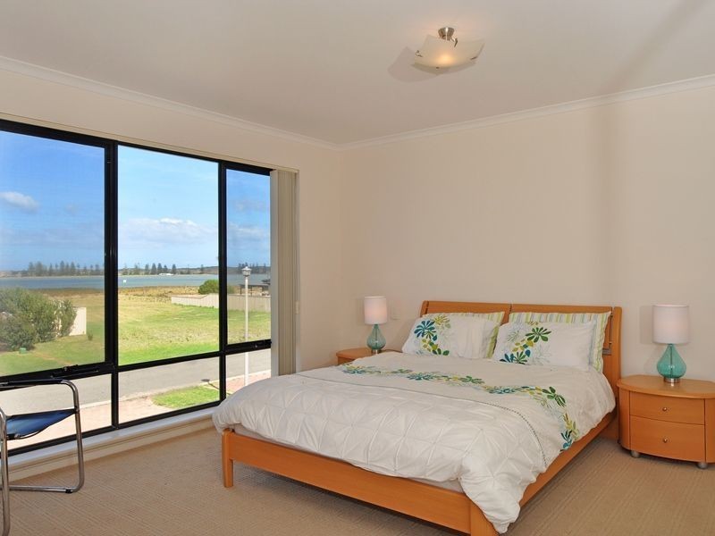 23 Excelsior Parade, Hindmarsh Island SA 5214