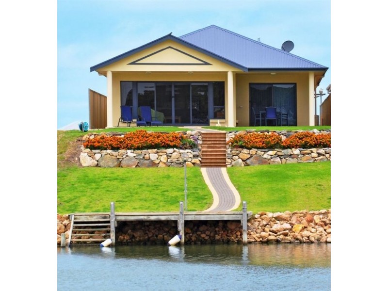 76 Britannia Parade, Hindmarsh Island SA 5214