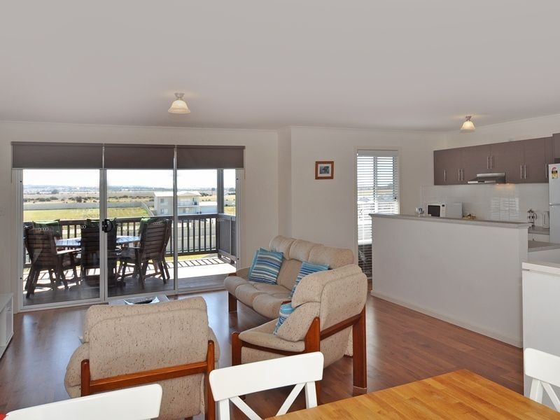 14 Hero Avenue, Middleton SA 5213