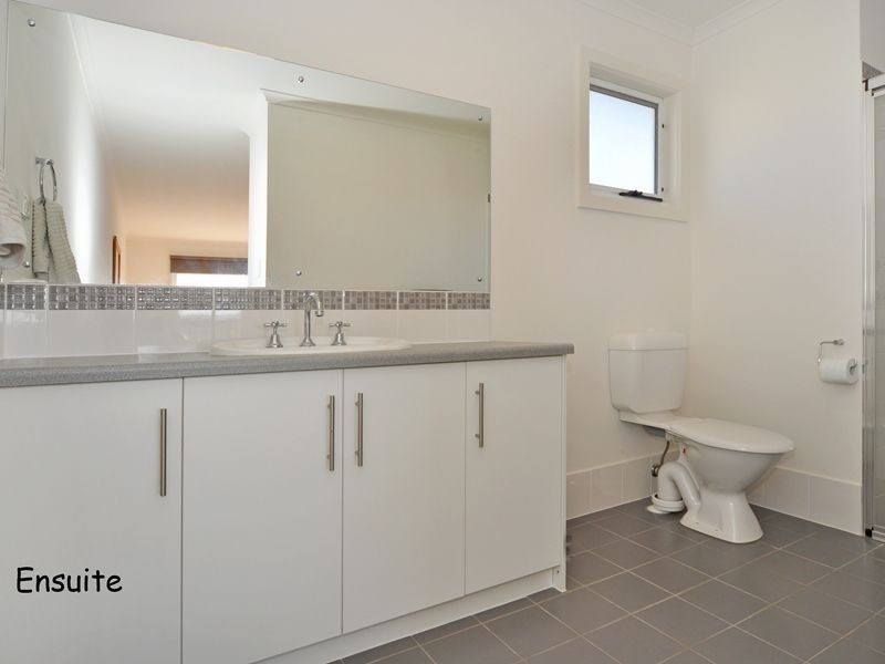 14 Hero Avenue, Middleton SA 5213