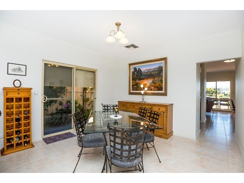 87 Wentworth Parade, Hindmarsh Island SA 5214