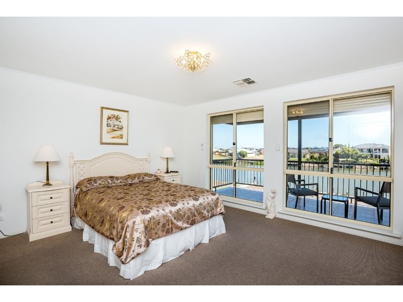 87 Wentworth Parade, Hindmarsh Island SA 5214