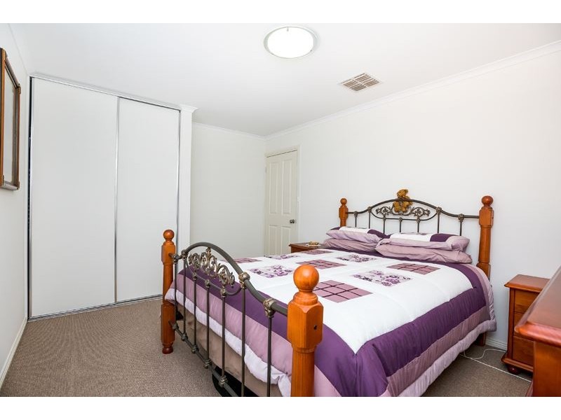 87 Wentworth Parade, Hindmarsh Island SA 5214