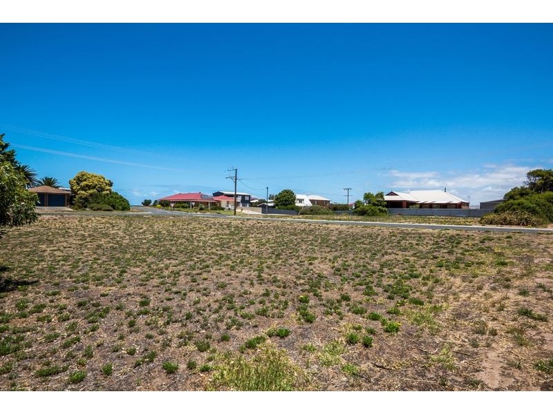 56 Castle Avenue, Goolwa Beach SA 5214