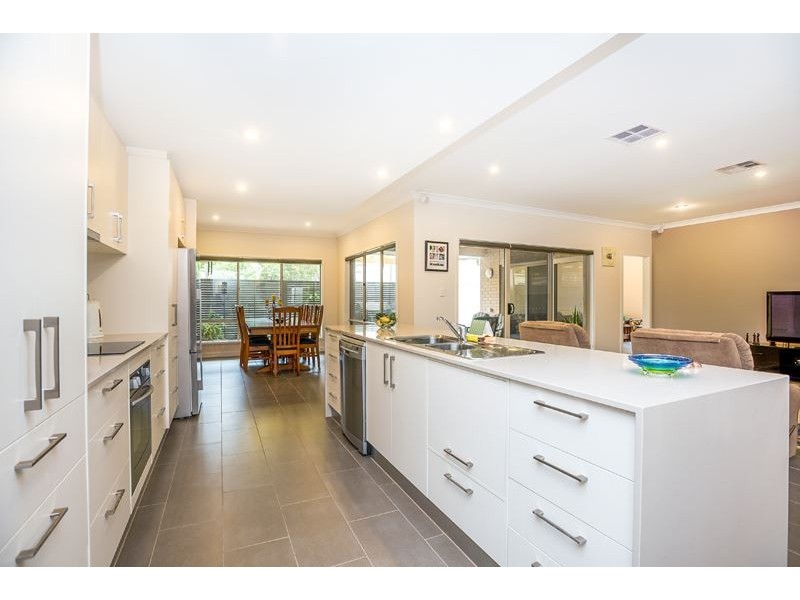 28 Shepherd Avenue, Goolwa South SA 5214