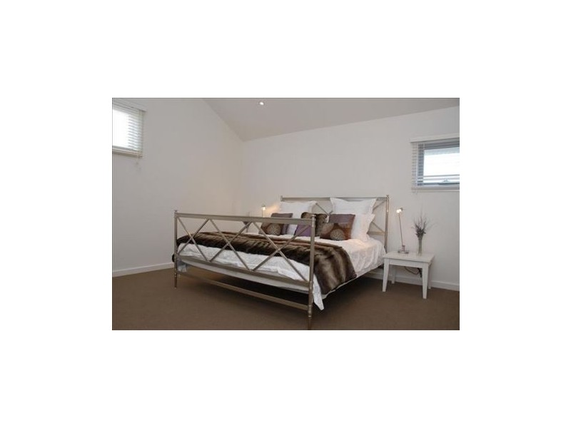 1B Merrilli Place, Port Elliot SA 5212