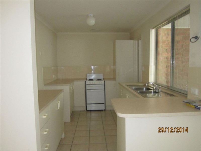 2/4 Davoren Court, Victor Harbor SA 5211
