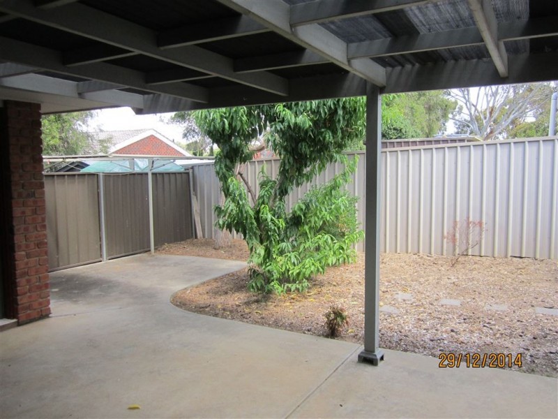 2/4 Davoren Court, Victor Harbor SA 5211