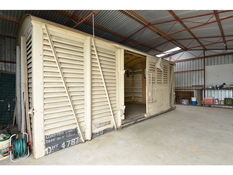 16 Dene Ave, Victor Harbor SA 5211