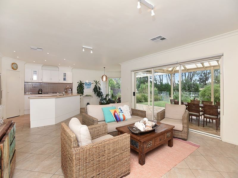 44 Coromandel Drive, Mccracken SA 5211