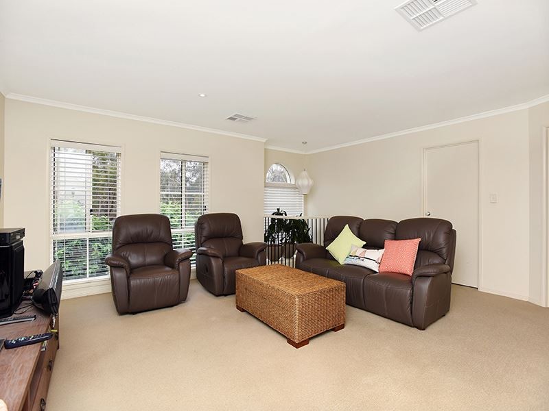 44 Coromandel Drive, Mccracken SA 5211