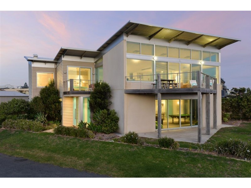 206 Surfers Parade, Middleton SA 5213