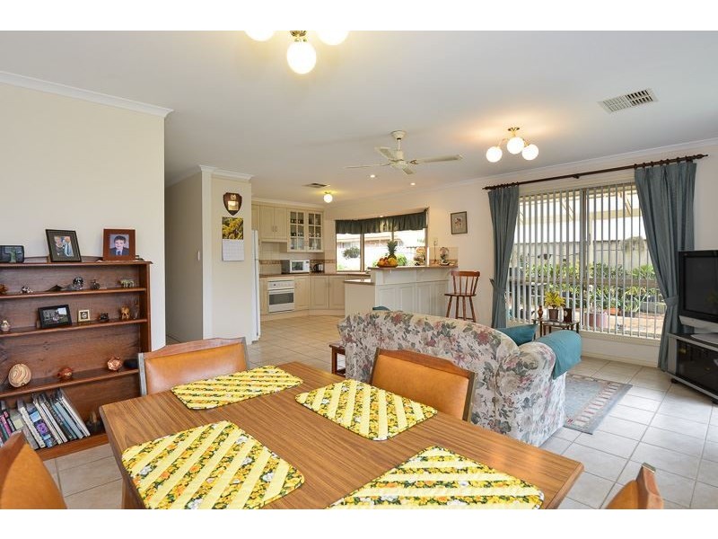 2 Windjammer Court, Encounter Bay SA 5211