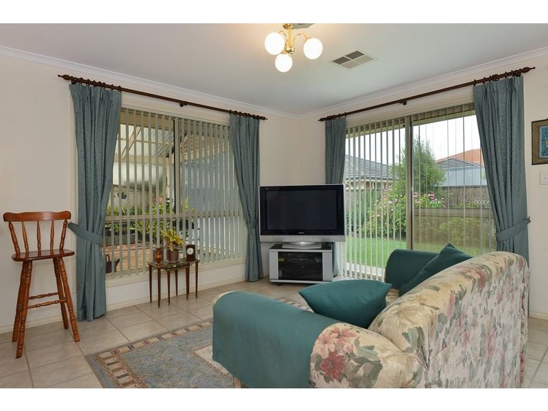 2 Windjammer Court, Encounter Bay SA 5211