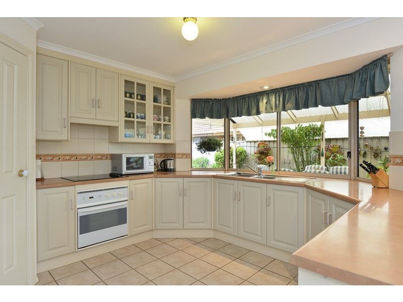 2 Windjammer Court, Encounter Bay SA 5211