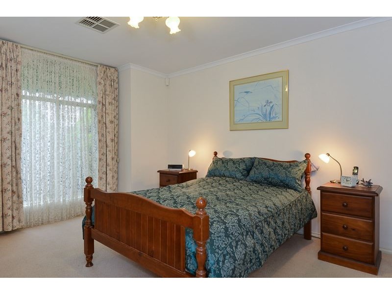 2 Windjammer Court, Encounter Bay SA 5211