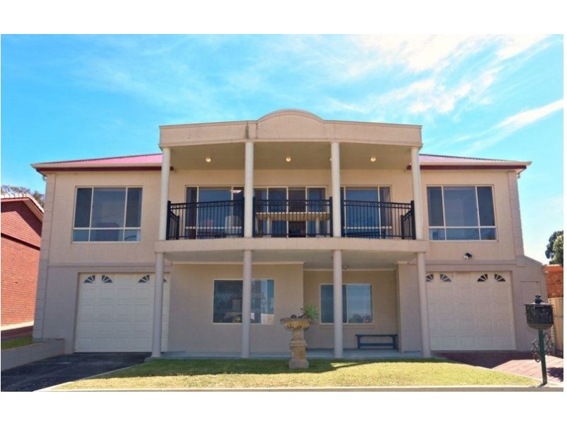 52 Norfolk Ave, Victor Harbor SA 5211