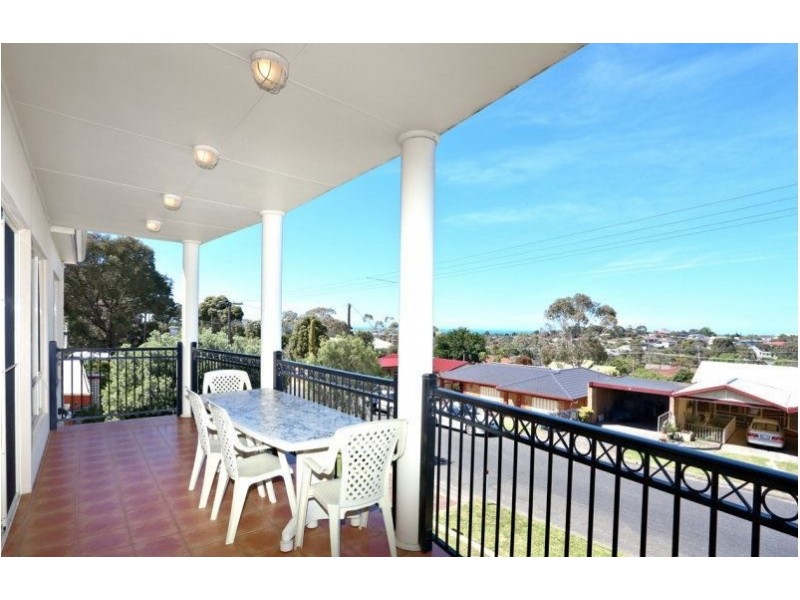 52 Norfolk Ave, Victor Harbor SA 5211