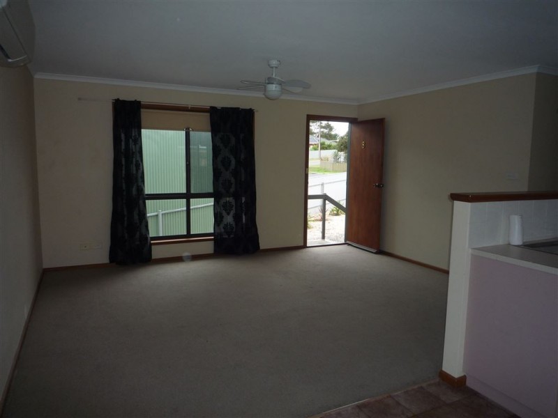 8 Manly Grove, Hayborough SA 5211