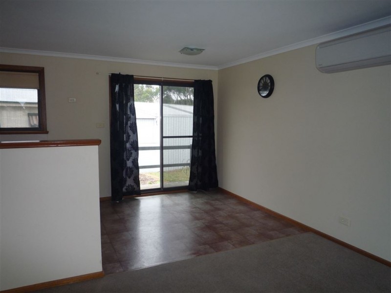 8 Manly Grove, Hayborough SA 5211