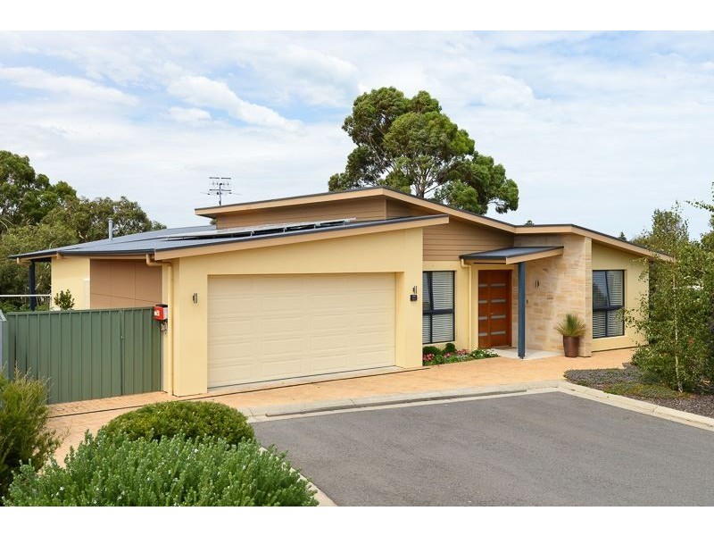 11 Harwood Close, Encounter Bay SA 5211