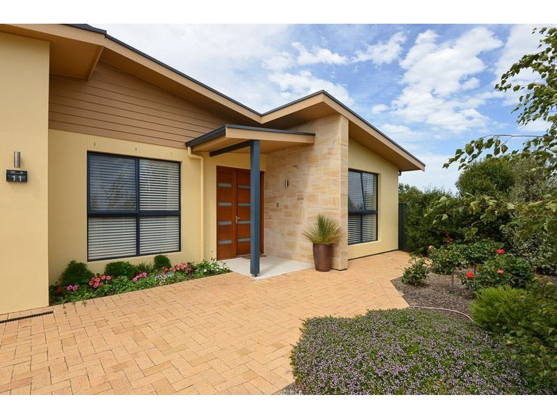11 Harwood Close, Encounter Bay SA 5211