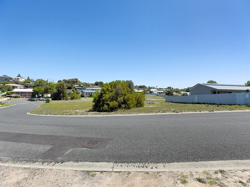 8 Lacrington Street, Goolwa Beach SA 5214