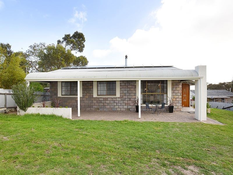 15 James Avenue, Victor Harbor SA 5211